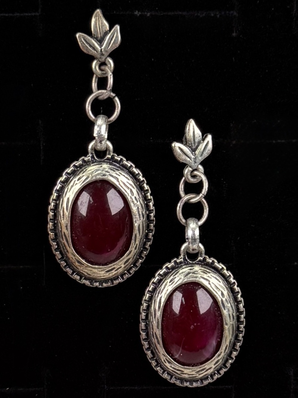 Vintage Aged Silvertone Oval Drop Pierced Earrings with Deep Red Accents